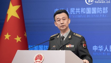 民进党当局这一举动严重误判形势!国防部正告:早晚要来收了你们!