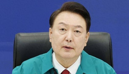 韩国政坛轰动!尹锡悦拒逮捕,军方站台,公调处能否一网打尽?