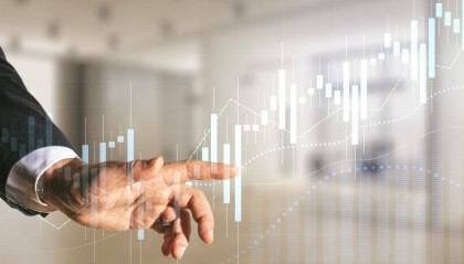 一度跃上3600点!A股激荡2024年:“924”新政引爆市场,00后股民亢奋入场