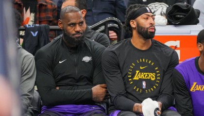 美记建议湖人减少詹姆斯出场时间 专家:应该放弃一些比赛