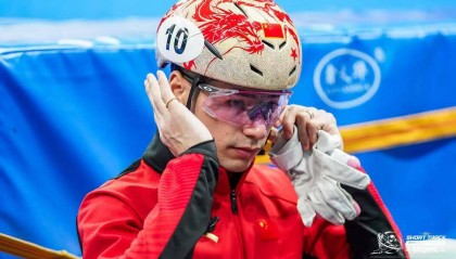 短道世锦赛:刘少昂赛场过生日 范可新要珍惜每次机会