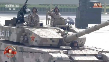 99B坦克、100坦克亮相!