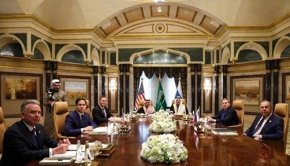 深夜一声巨响!俄军“钢铁巨兽”登场,万炮齐开炸红乌克兰半边天