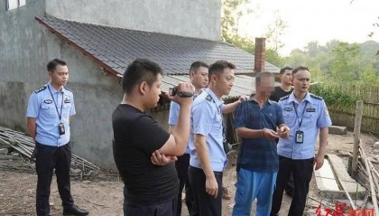 男子杀害母亲和女友后带嫂嫂潜逃32年落网,两人育有一儿一女,侦破细节披露