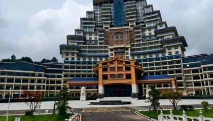 贵州“天下第一水司楼”变身豪华酒店，国庆大假火爆：3688元豪华套房被订空，2日至5日满房