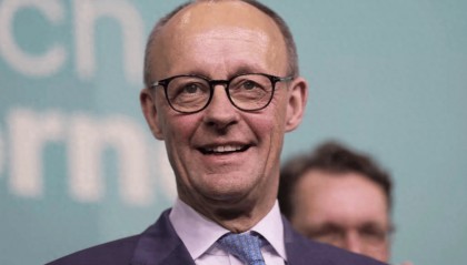 奉陪到底！德国外长拨通北京电话，原因不简单，默茨或有求中国