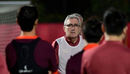 明晚国足主场对阵日本队,伊万手里还有牌?