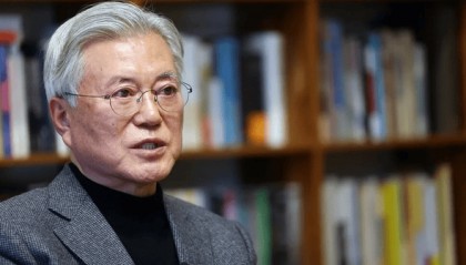 文在寅:为提拔尹锡悦为检察总长感到后悔不已,对韩国国民感到歉疚