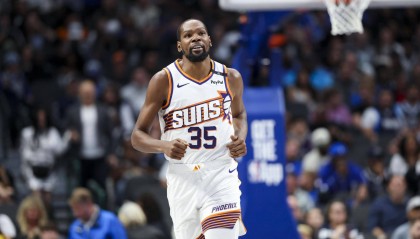 NBA开赛不到3周就遇球星伤病潮:杜兰特、锡安、莫兰特、东契奇等都伤了