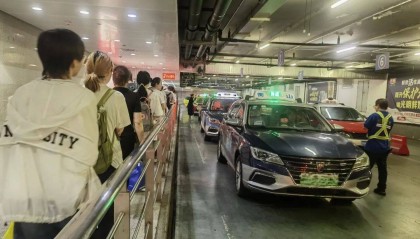 太离谱!上海七旬夫妇乘出租车被拒,司机却说有委屈怕吃亏……