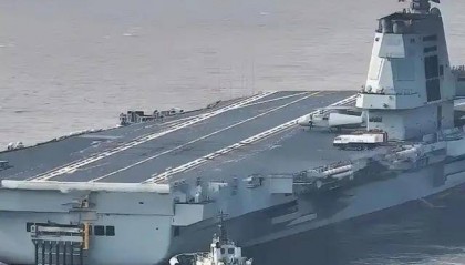 中国海军“福建”舰第5次试航归来,疑似舰载机进行触舰复飞!