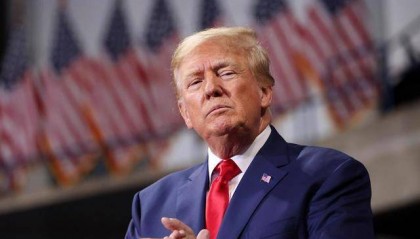 特朗普再就涉台议题发声,沈富雄:民进党看到美国人两脚就软趴趴