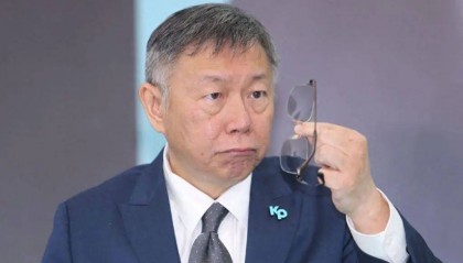 24小时内,全岛曝“入党”潮,第二个柯文哲冒头,台党团开始罢免