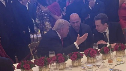 特朗普赢得大选!马斯克提前开香槟,“川普概念股”午后涨停