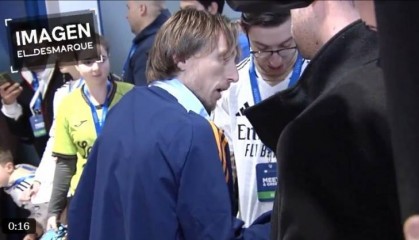 莫德里奇:我怎么会跟维尼修斯生气呢?那只是球场上的事情而已