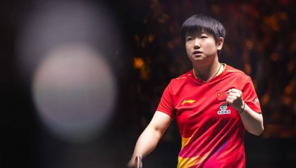 孙颖莎:和陈幸同水平伯仲之间 比赛中擦网擦边很正常