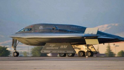 B-2横穿中国轰炸伊朗,中国雷达没有发现?这是正常人想出来的?