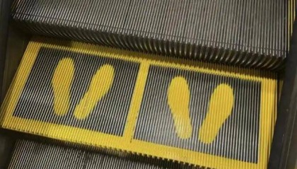 搭扶梯“左行右立”是好习惯?错!多地提醒:不安全、不提倡