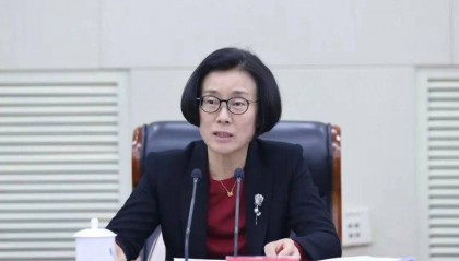 60岁的她,卸任省委副书记职务