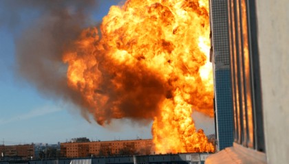 乌军高层披露:俄军伤亡突破70万!80枚炮弹狂炸俄本土,乌10万精锐猛攻俄防线