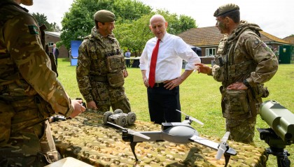 英国防大臣:如俄罗斯采取行动,英国准备好在2025年作为北约成员国与其开战