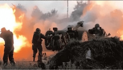 红军村战役将结束,2万乌军仓皇逃离战场,G7向乌提供500亿贷款