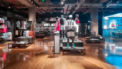 穿耐克的年轻人越来越少?滔搏国际半年关了331家直营店