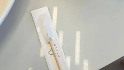 女子称在知名连锁酒店内用牙签,入口后猛然发现可能是别人用过的,店方回应