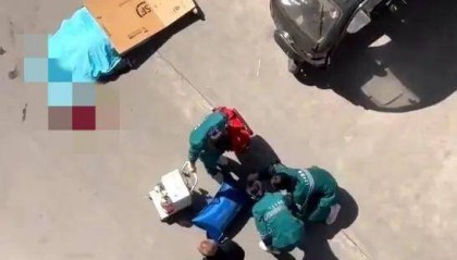 小区高空坠物砸死快递员,四川巴中警方通报:2人被刑拘