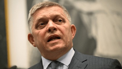 外媒:斯洛伐克总理称,自己与泽连斯基会晤“没有意义”,“他讨厌我”