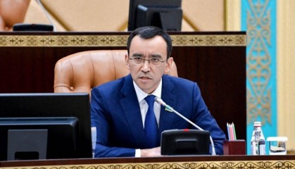 失事飞机曾遭袭?哈萨克斯坦官员:炒作行为