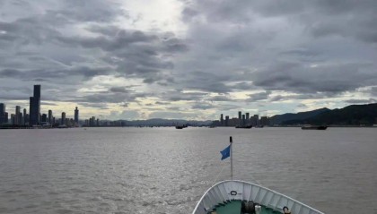 上百条航线停航！高铁停运！大暴雨、11级大风要来了