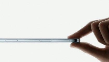 苹果iPhone Air在华首发遇冷,多数顾客只试不买,已暂停生产?