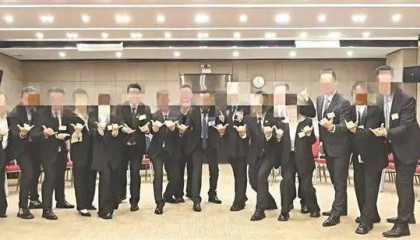 太离谱!女子花四万元上心理班,却被同学轮流辱骂致精神异常