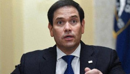 美国务卿点名中国学生:狠狠吊销签证!外交部反将一军,港澳抢人