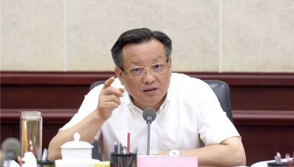 官方披露:雷绍业在市委书记等职上,违规插手医院药品配送、设备采购,伙同胞弟非法收受巨额财物