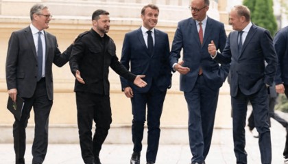 真把俄罗斯当哈马斯整了,西方列好和平条件,普京连个眼神也没给