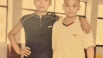 释小龙被曝是王宝强的师叔,在少林寺内辈分极高,洪金宝是释小龙的师兄