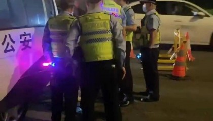 女子被查酒驾自称人大代表,广州天河区人大常委会已责令其辞去代表职务