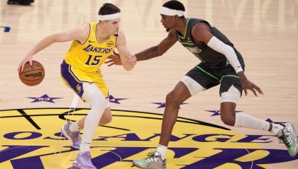 曝湖人交易风暴!东契奇钦点全明星?里夫斯八村塁恐成筹码!