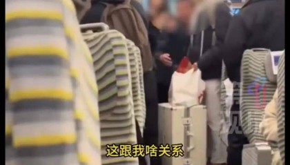 拒绝强硬让座要求，年轻人早就厌烦了道德绑架