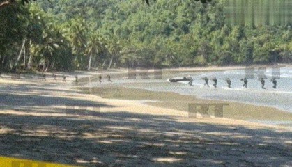 一批菲军冲上岸,对解放军“亮刀子”,中方抓紧填海,才是硬道理