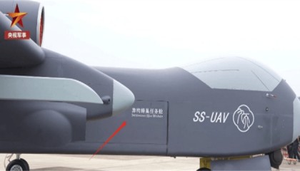 航展上,比歼35还厉害的角色出现!战力爆表,对岸防御要崩溃了