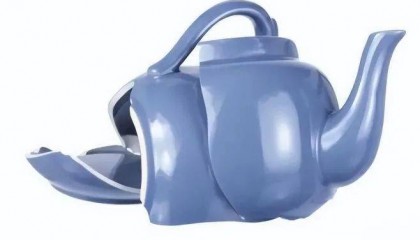 英国外交官爆料:中国人送的茶壶不小心摔碎,竟然掉出个窃听器?