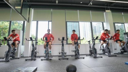 亚足联官方:蓉城因远征球迷向蔚山球员扔水瓶被罚3000美元