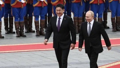 普京终于开窍!中俄大后方传出喜讯,蒙古国万没料到,后悔已经晚了!