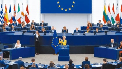 没谈妥?27国推翻对华承诺,官宣危险决定,中方霸气表态