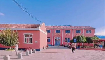 承德一养老公寓起火20人不幸遇难,公寓内商户:系三楼起火