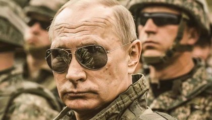 牛弹琴:关键时刻,普京罕见一幕