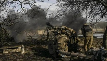 乌军14个旅打响库尔斯克大反攻,俄军迅速开炸,朝军被曝伤亡惨重